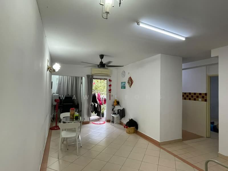 Condominium for Rent at Perdana Exclusive - Wawa Leong - Living Room - PropertyGuru.com.my