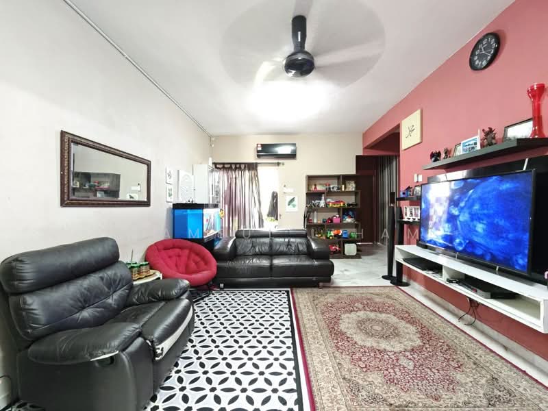 Pangsapuri untuk Dijual di Apartment Ruby - Syamsul Ilham - Living Room - PropertyGuru.com.my