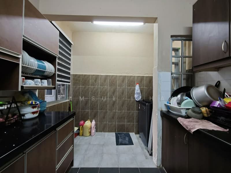 Pangsapuri untuk Dijual di Apartment Ruby - Syamsul Ilham - Kitchen - PropertyGuru.com.my