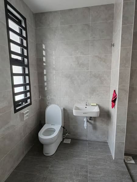 2-storey Terraced House for Rent in Taman Dato Onn (Johor Bahru) - Johnson Chong - Bathroom - PropertyGuru.com.my