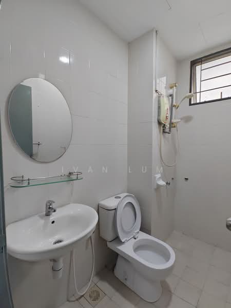 Service Residence for Rent at Serviced Residence @ Casa Tiara - Ivan Lum - Bathroom - PropertyGuru.com.my