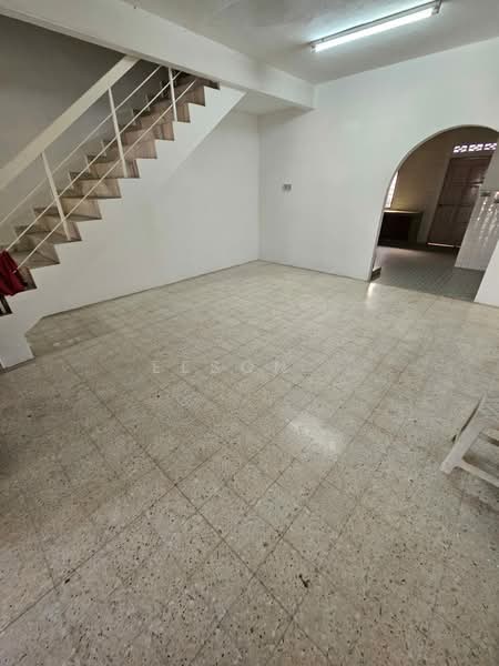 Rumah Teres 2 Tingkat untuk Dijual di Taman Sri Ramal (Kajang) - Eeson . - Interior - PropertyGuru.com.my