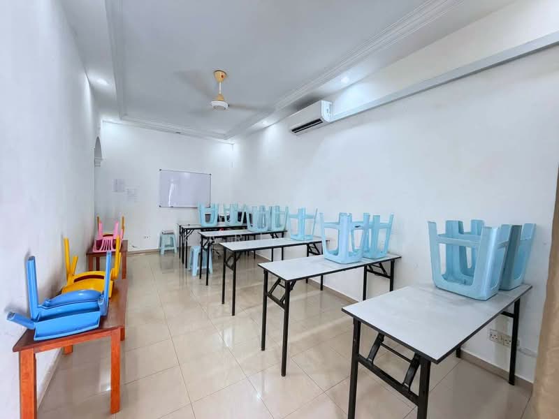 1-storey Terraced House for Sale in Bukit Indah (Iskandar Puteri (Nusajaya)) - Karl Lim - Study - PropertyGuru.com.my