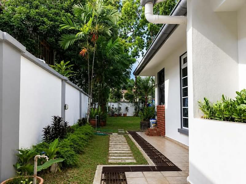 Rumah Berkembar untuk Disewa di Petaling Jaya (Selangor) - Azizirrahim . - Exterior - PropertyGuru.com.my
