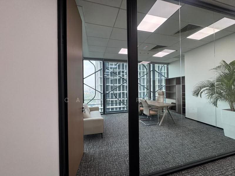 Pejabat untuk Disewa di KLCC (KL City Centre) - Calvin Poh - Study - PropertyGuru.com.my