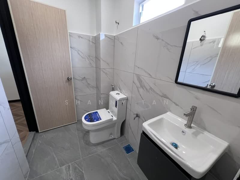 2-storey Terraced House for Sale in Bandar Mahkota Cheras (Cheras) - Shanny Tan - Bathroom - PropertyGuru.com.my