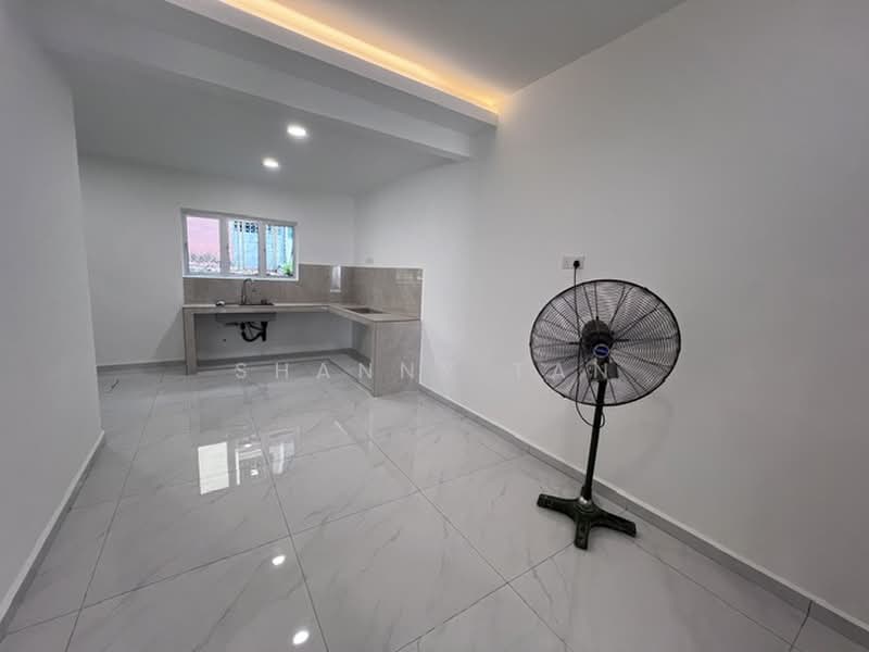2-storey Terraced House for Sale in Bandar Mahkota Cheras (Cheras) - Shanny Tan - Kitchen - PropertyGuru.com.my