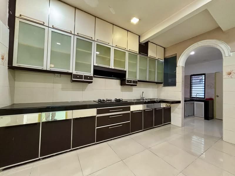 Rumah Teres 2 Tingkat untuk Dijual di Bandar Seri Alam (Masai) - Joyce Ong - Kitchen - PropertyGuru.com.my
