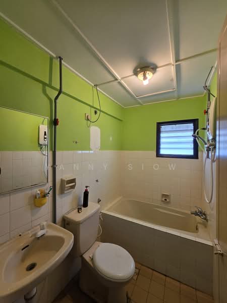 Pangsapuri untuk Dijual di Sri Jelatek - Yanny Siow - Bathroom - PropertyGuru.com.my