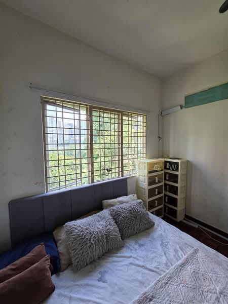 Pangsapuri untuk Dijual di Sri Jelatek - Yanny Siow - Bedroom - PropertyGuru.com.my