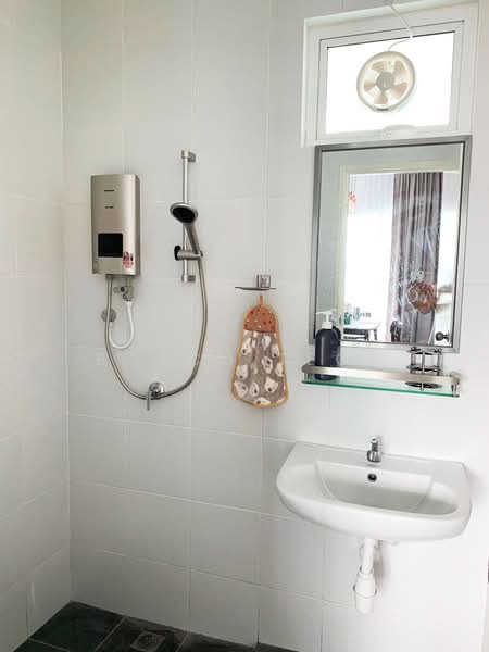 Kondominium untuk Disewa di SummerSkye Residences - Bosco Teoh - Bathroom - PropertyGuru.com.my