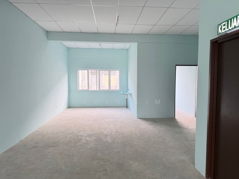 Shop / Office for Rent in Taman Emas (Dengkil) - Aaden Lim - PropertyGuru.com.my