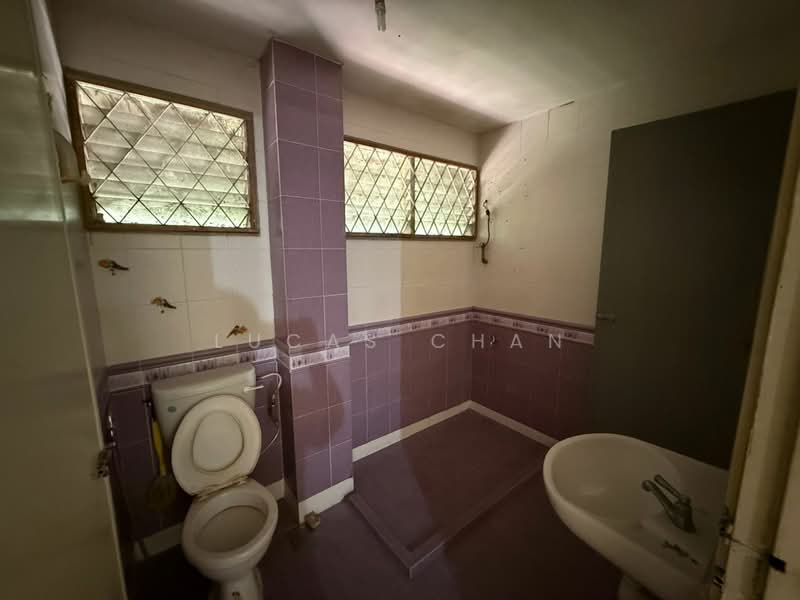 Rumah Teres 2 Tingkat untuk Dijual di Taman Desa (Kuala Lumpur) - Lucas Chan - Bathroom - PropertyGuru.com.my
