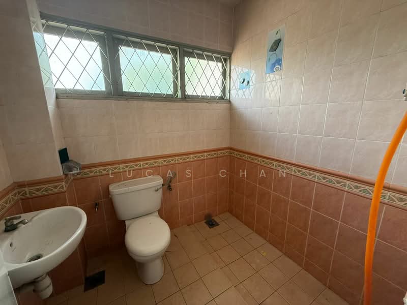 Rumah Teres 2 Tingkat untuk Dijual di Taman Desa (Kuala Lumpur) - Lucas Chan - Bathroom - PropertyGuru.com.my