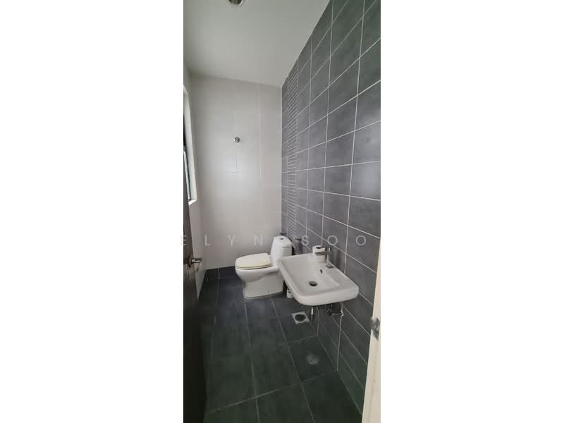 2-storey Terraced House for Sale in Alam Impian (Shah Alam) - Elyn Soo - Bathroom - PropertyGuru.com.my