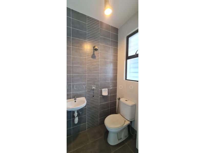2-storey Terraced House for Sale in Alam Impian (Shah Alam) - Elyn Soo - Bathroom - PropertyGuru.com.my