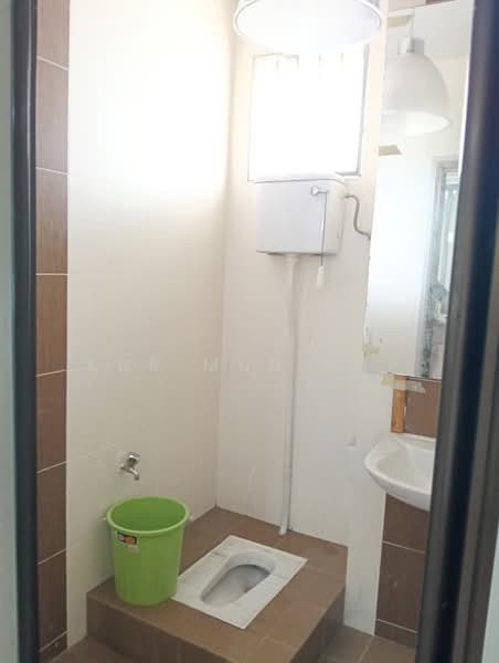 Rumah Berkembar untuk Dijual di Taman Anggerik Villa 2 (Kajang) - Kar Mun Yap - Bathroom - PropertyGuru.com.my