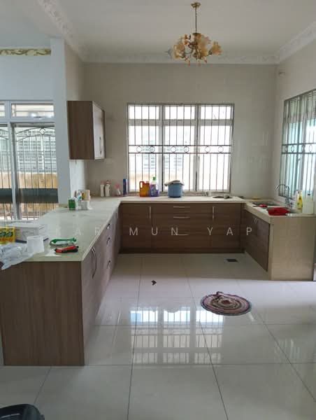 Rumah Berkembar untuk Dijual di Taman Anggerik Villa 2 (Kajang) - Kar Mun Yap - Kitchen - PropertyGuru.com.my