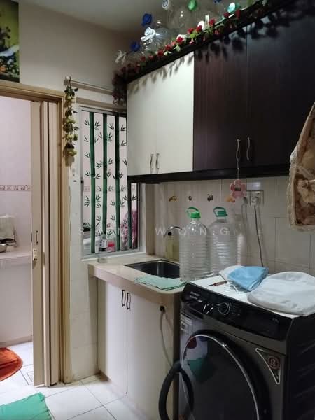 Apartment for Sale at Vista Indah Putra - Sam Wong - Kitchen - PropertyGuru.com.my