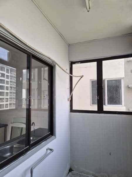 Apartment for Sale at Kenanga Apartments - Joanne Wong - Balcony - PropertyGuru.com.my