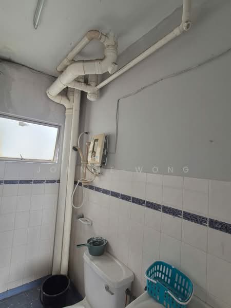 Apartment for Sale at Kenanga Apartments - Joanne Wong - Bathroom - PropertyGuru.com.my
