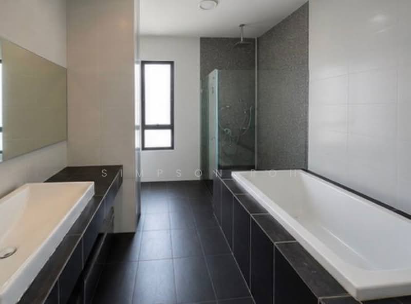Semi-Detached House for Rent in Setia Eco Gardens (Gelang Patah) - Simpson Poh - Bathroom - PropertyGuru.com.my