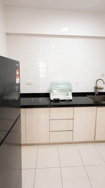 Kondominium untuk Dijual di i-Santorini - TS Lim - Kitchen - PropertyGuru.com.my