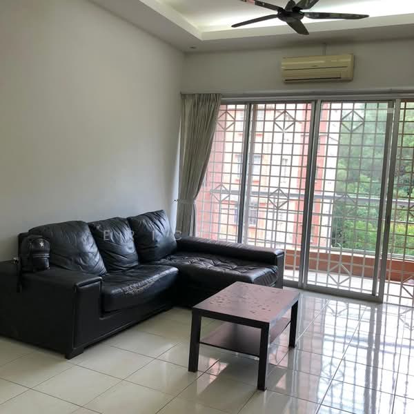 Kondominium untuk Disewa di Greenview Residence - Eric Liew - Living Room - PropertyGuru.com.my