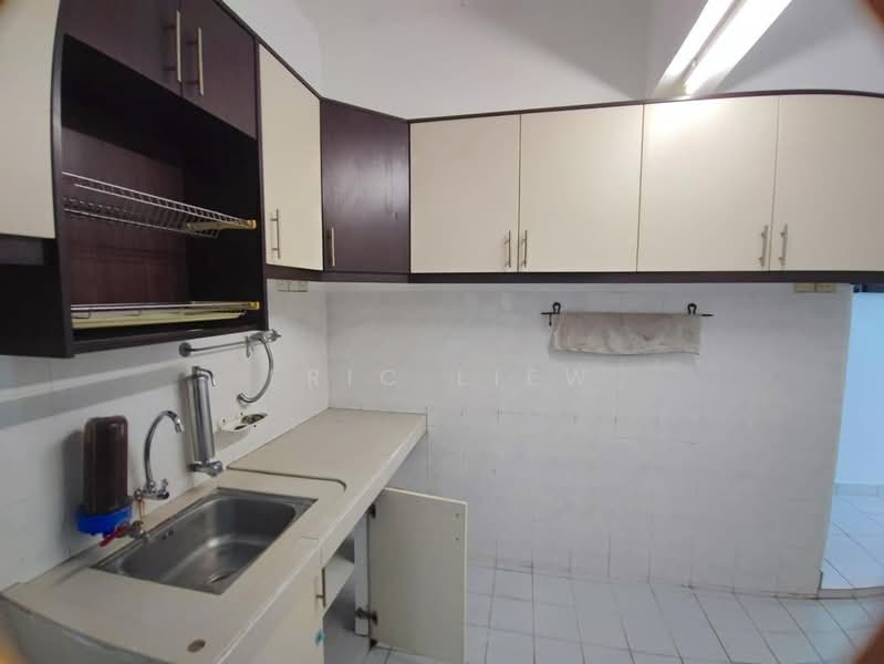 Kondominium untuk Disewa di Green Acre - Eric Liew - Kitchen - PropertyGuru.com.my