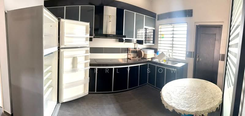 Semi-Detached House for Sale in Nusa Duta (Iskandar Puteri (Nusajaya)) - Sherrly Sow - Kitchen - PropertyGuru.com.my