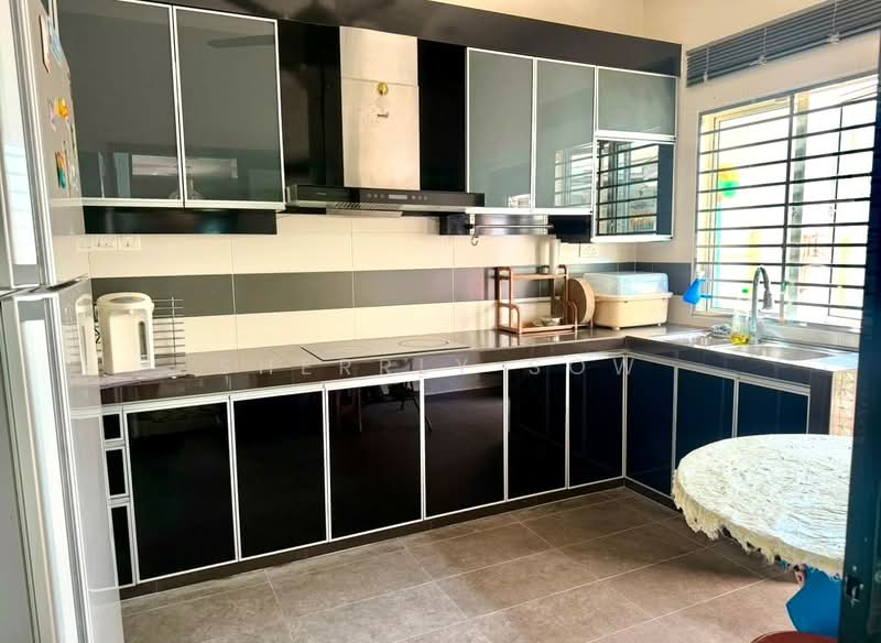 Semi-Detached House for Sale in Nusa Duta (Iskandar Puteri (Nusajaya)) - Sherrly Sow - Kitchen - PropertyGuru.com.my