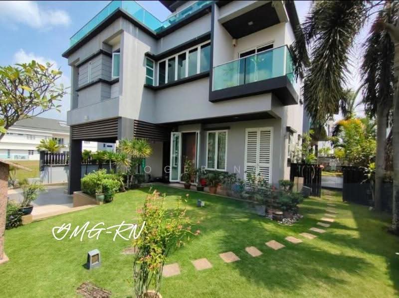 Bungalow House for Sale in Setia Eco Park (Setia Alam) - Roger Ng - PropertyGuru.com.my