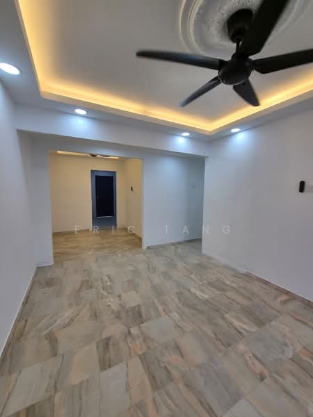 2-storey Terraced House for Rent in Taman Damai Jaya (Skudai) - Eric Tang - Living Room - PropertyGuru.com.my