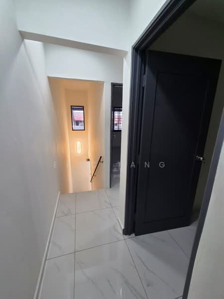 2-storey Terraced House for Rent in Taman Damai Jaya (Skudai) - Eric Tang - Corridor - PropertyGuru.com.my