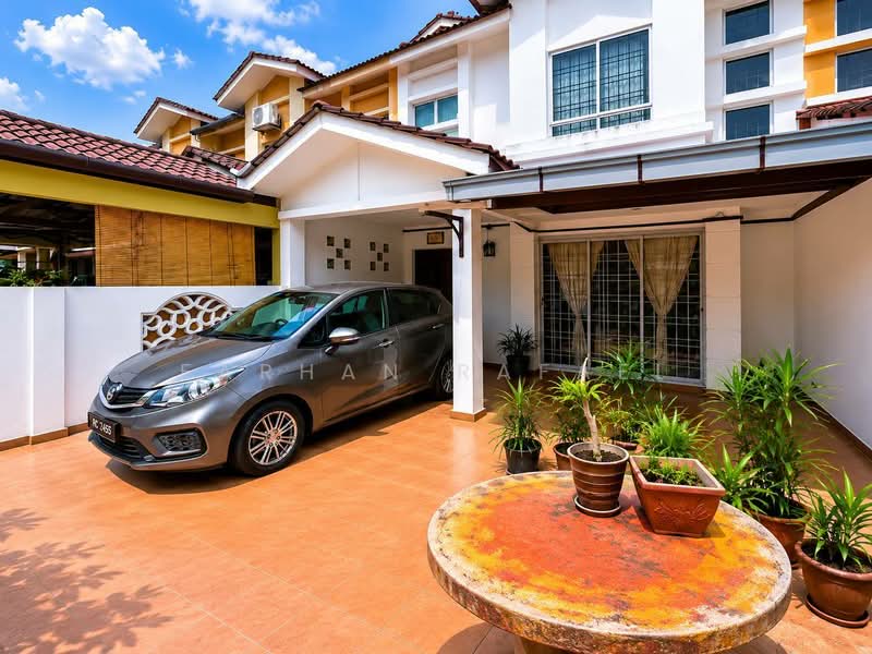 Rumah Teres untuk Dijual di Sungai Buloh (Selangor) - Farhan Rafael - Exterior - PropertyGuru.com.my