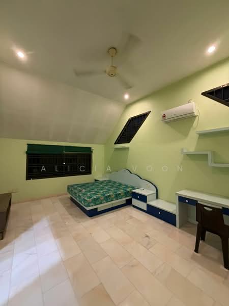 2-storey Terraced House for Rent in Taman Pelangi Indah (Ulu Tiram) - Alicia Voon - Bedroom - PropertyGuru.com.my