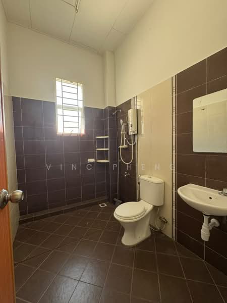 Rumah Teres 2 Tingkat untuk Dijual di Taman Krubong Utama (Krubong) - Vinc Pheng - Bathroom - PropertyGuru.com.my