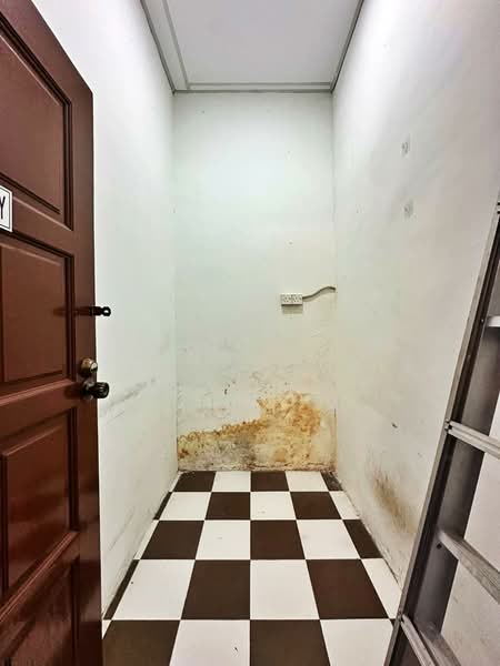 Shop for Rent in TTDI Jaya (Shah Alam) - Muhammad Ashraf . - Entrance - PropertyGuru.com.my