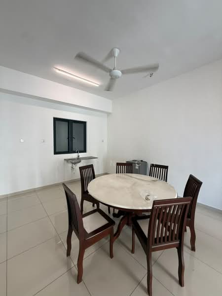 Kondominium untuk Dijual di Artis 3 Residence - Alisson Chew - Dining Room - PropertyGuru.com.my