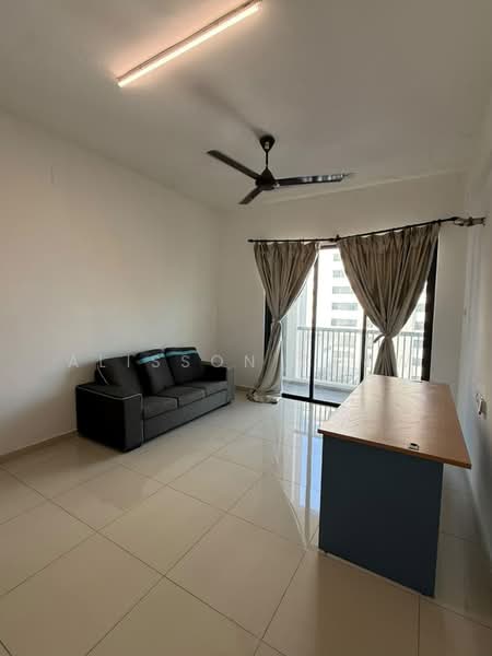 Kondominium untuk Dijual di Artis 3 Residence - Alisson Chew - Living Room - PropertyGuru.com.my