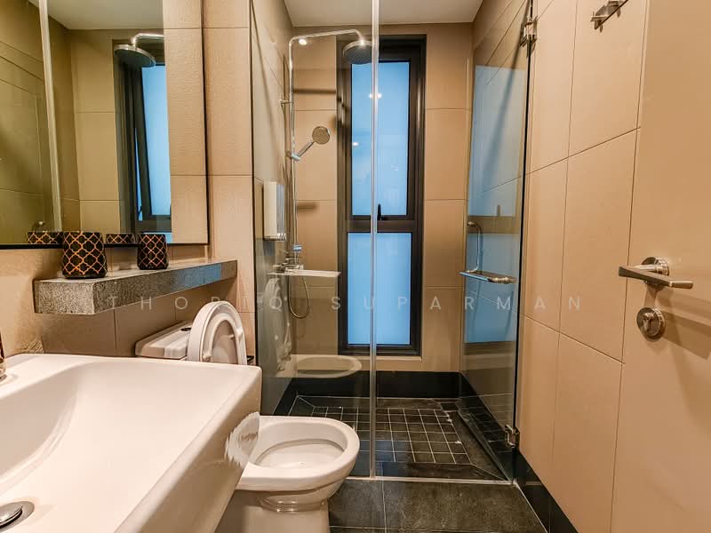 Service Residence for Rent at Bloomsvale Menara Vista Petaling - Thoriq Suparman - Bathroom - PropertyGuru.com.my