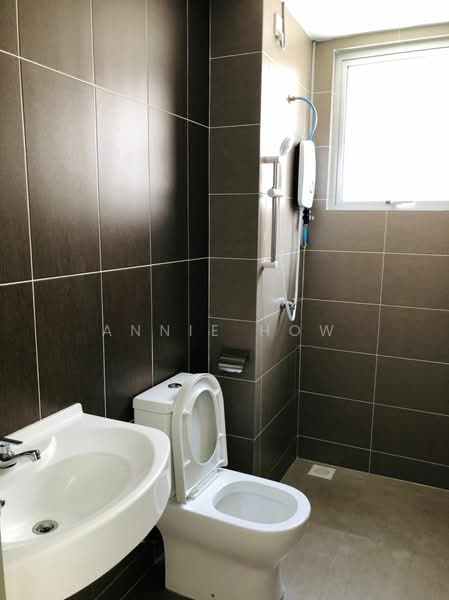 Kondominium untuk Dijual di Platinum Splendor Residence - Annie How - Bathroom - PropertyGuru.com.my