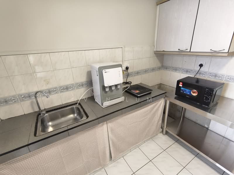 Kondominium untuk Disewa di Pantai Hillpark 2 - Ivan Lum - Kitchen - PropertyGuru.com.my