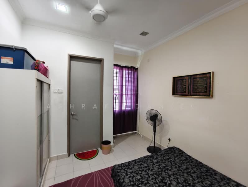 Rumah Teres untuk Dijual di Cheras (Selangor) - Ashraff Daniel - Bedroom - PropertyGuru.com.my