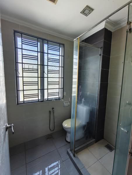 Rumah Teres untuk Dijual di Cheras (Selangor) - Ashraff Daniel - Bathroom - PropertyGuru.com.my