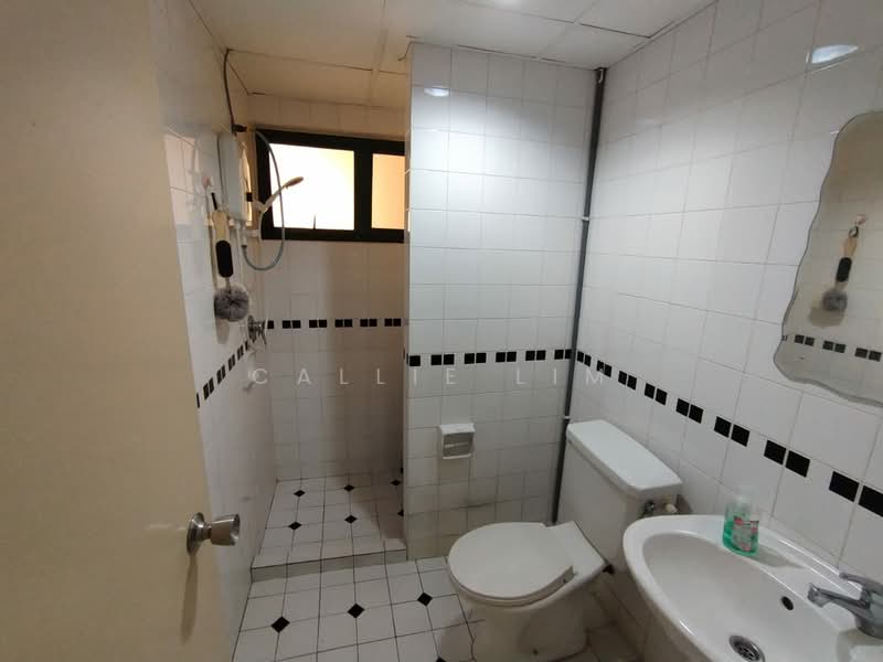 Condominium for Sale at Sang Suria - Callie Lim - Bathroom - PropertyGuru.com.my
