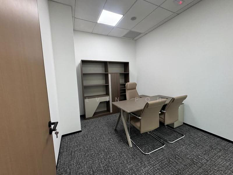 Pejabat untuk Disewa di KLCC (KL City Centre) - Calvin Poh - Study - PropertyGuru.com.my