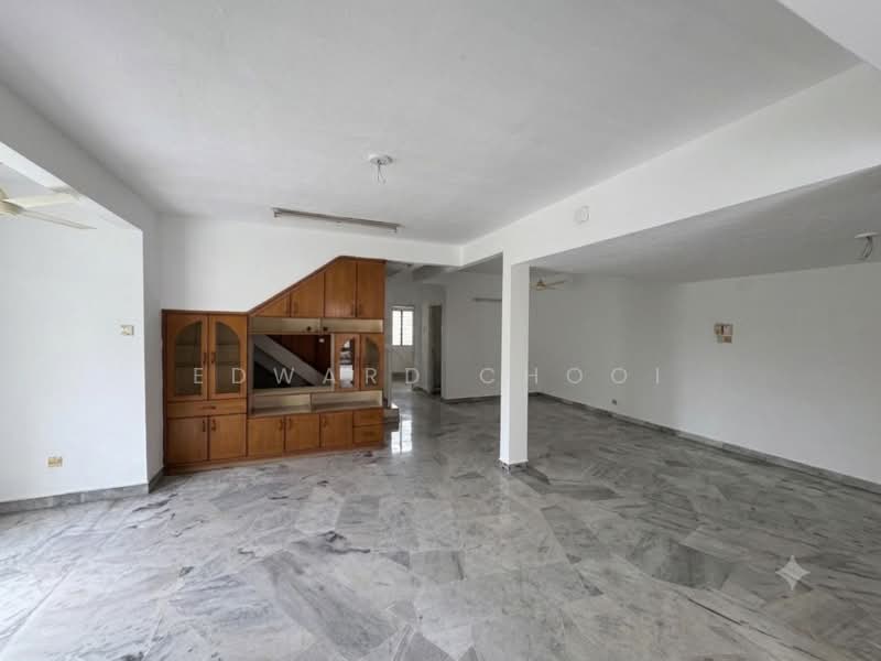 Rumah Teres 2 Tingkat untuk Dijual di Taman Minang (Cheras) - Edward Chooi - Living Room - PropertyGuru.com.my