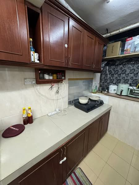 Pangsapuri untuk Dijual di Damansara Bistari - Edmund Goh - Kitchen - PropertyGuru.com.my