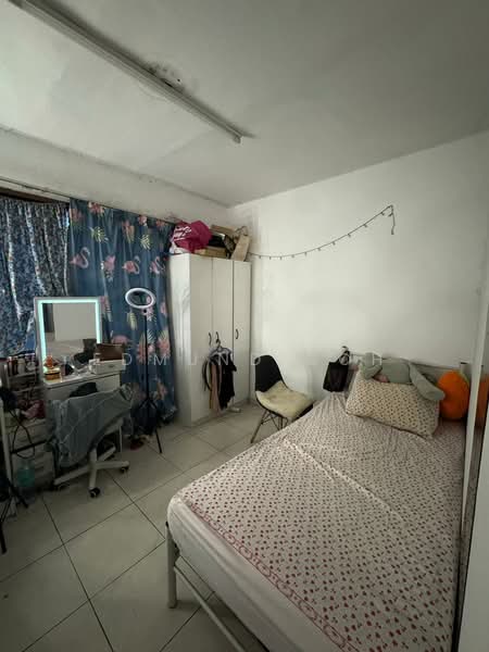Pangsapuri untuk Dijual di Damansara Bistari - Edmund Goh - Bedroom - PropertyGuru.com.my
